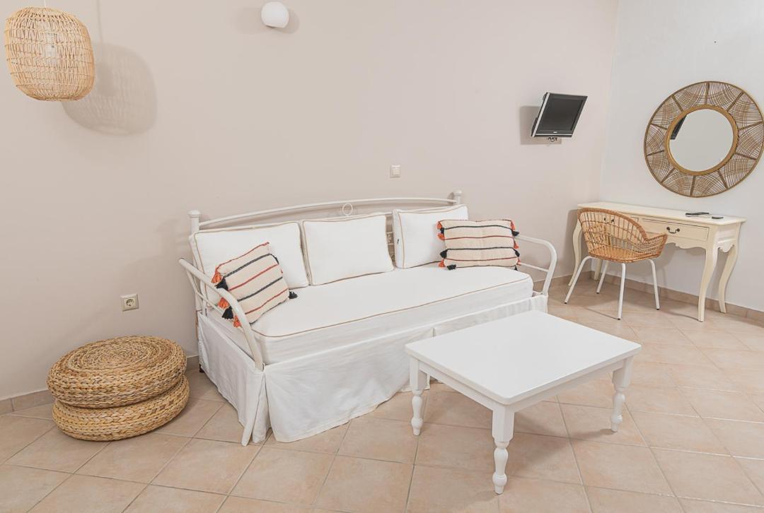 Niriides Boutique Apartments Koufonisia エクステリア 写真